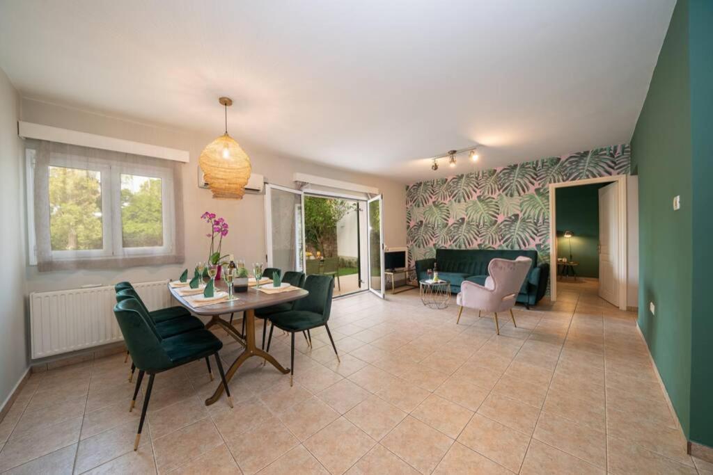 Central & Elegant Suite With Private Garden Argostoli  Exteriér fotografie
